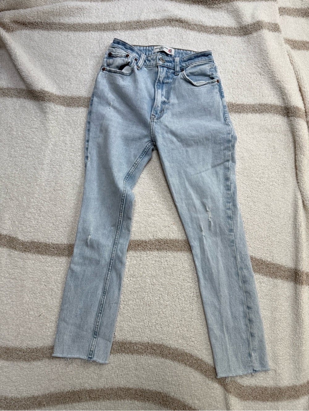 Abercrombie & Fitch Light Wash High-Rise Women’s Skinny Jeans